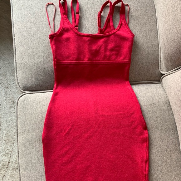 Guess dress. - Picture 2 of 2